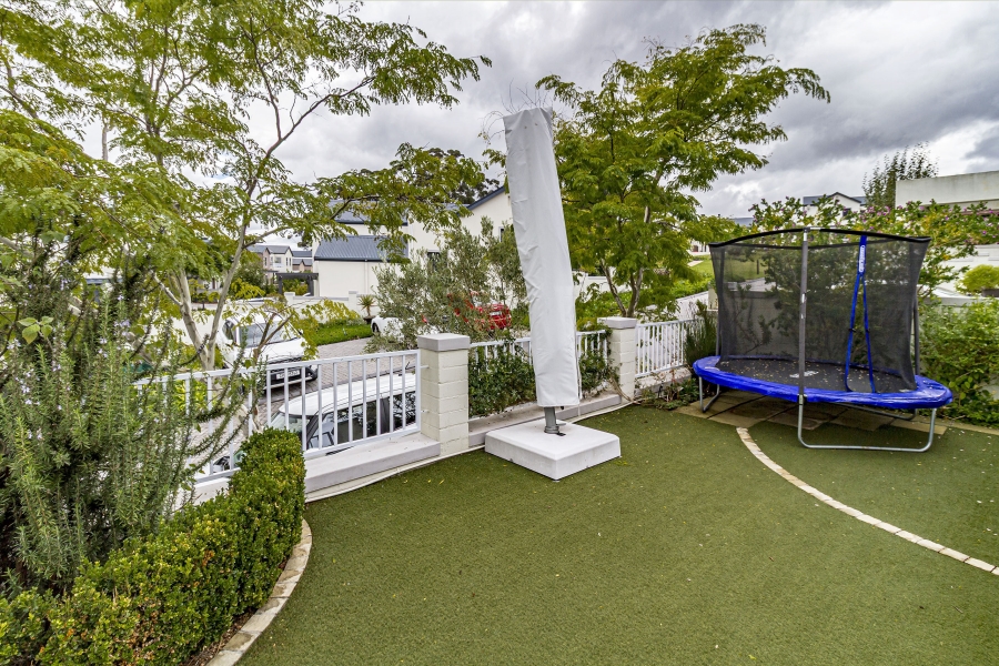 3 Bedroom Property for Sale in Heldervue Western Cape